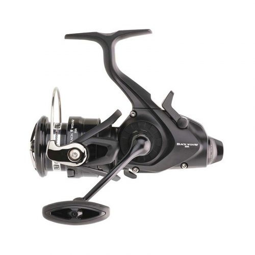 Daiwa 19 Black Widow haspelrulle baitrunner